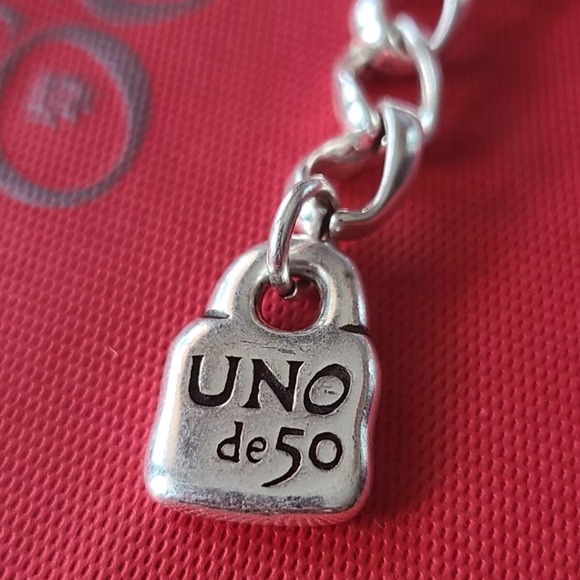 UNO de 50 Bracelet • Perla Mosqueta • BN - Picture 9 of 15